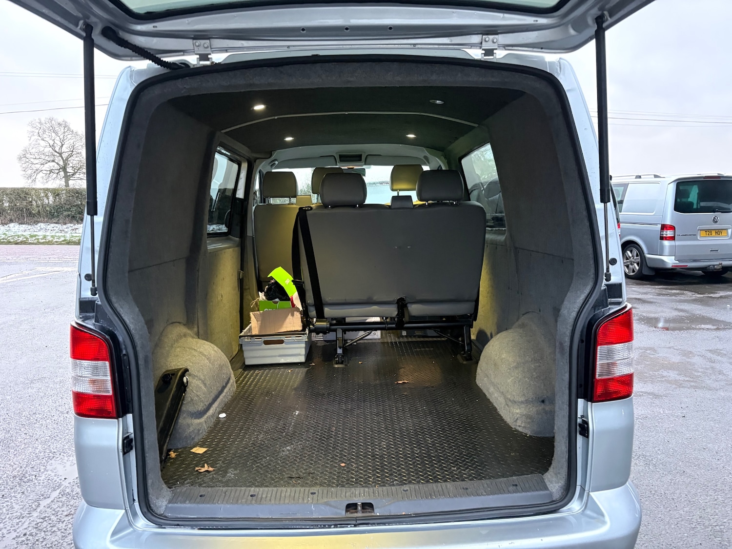 Used Volkswagen Transporter 2011 for sale - 77093814: Photo 11