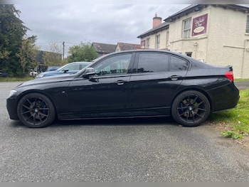 Used BMW 3 Series 2015 for sale - 76017934: Photo