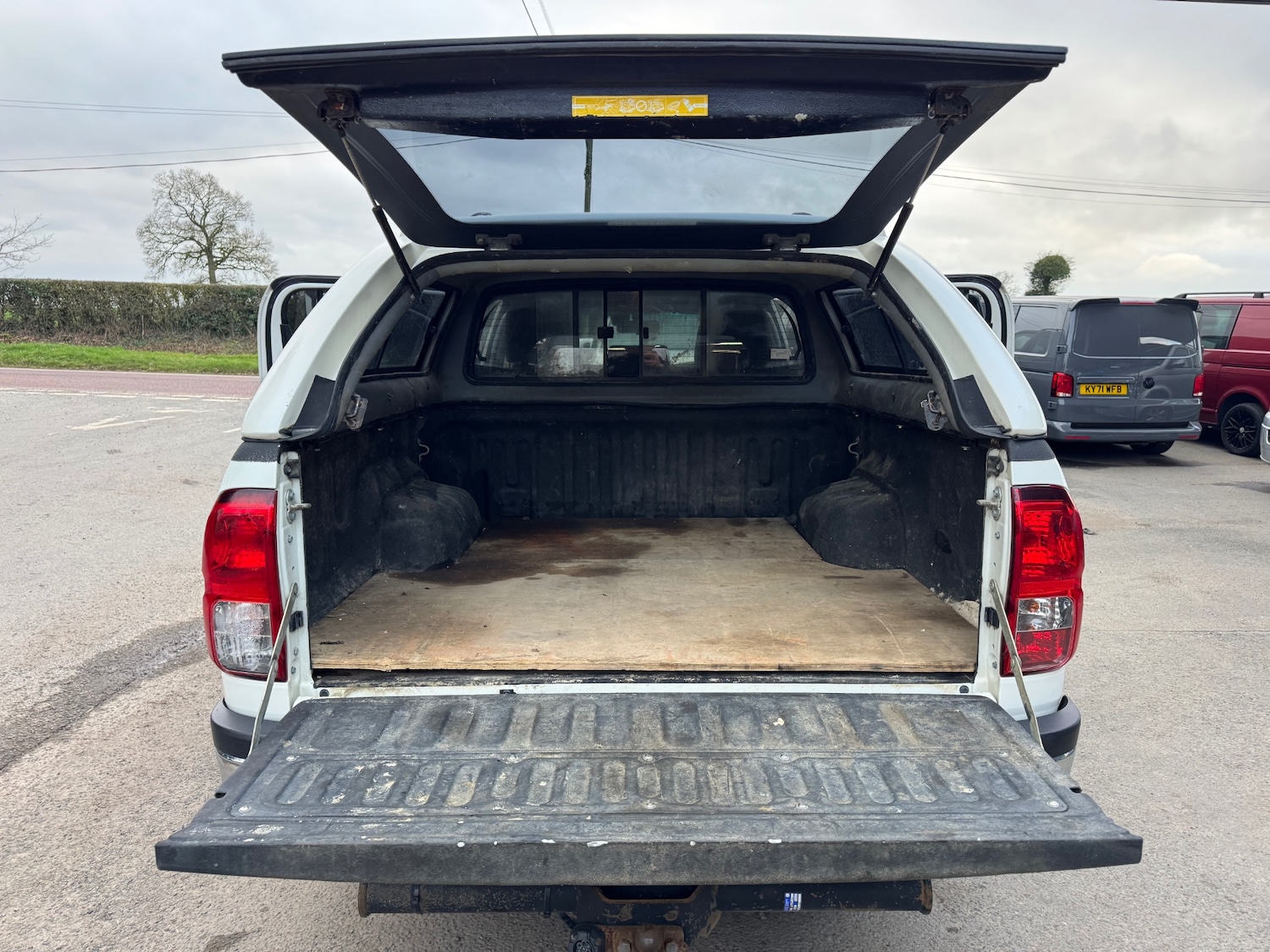 Used Toyota Hilux 2016 for sale - 77584675: Photo 13