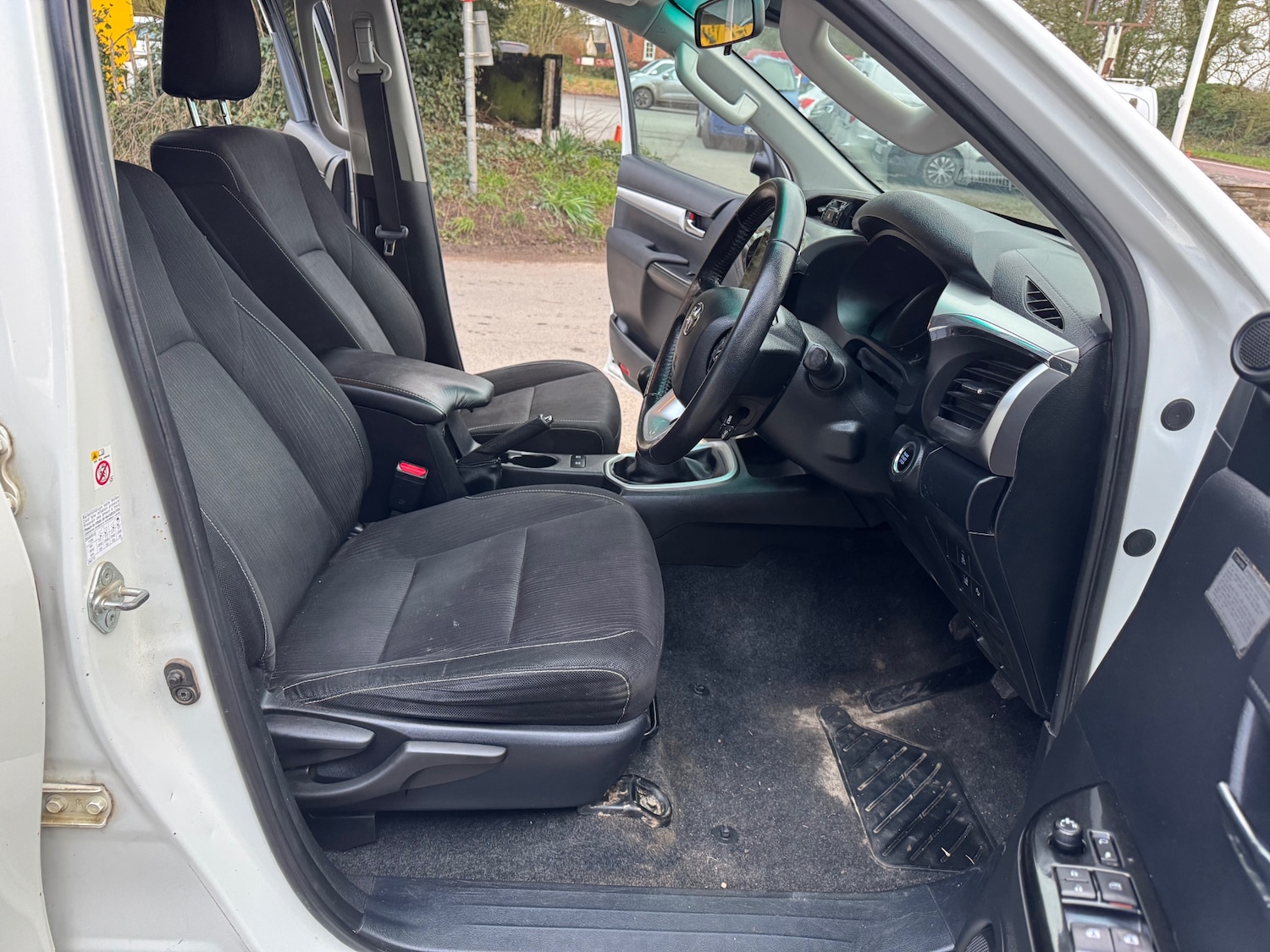 Used Toyota Hilux 2016 for sale - 77584675: Photo 18