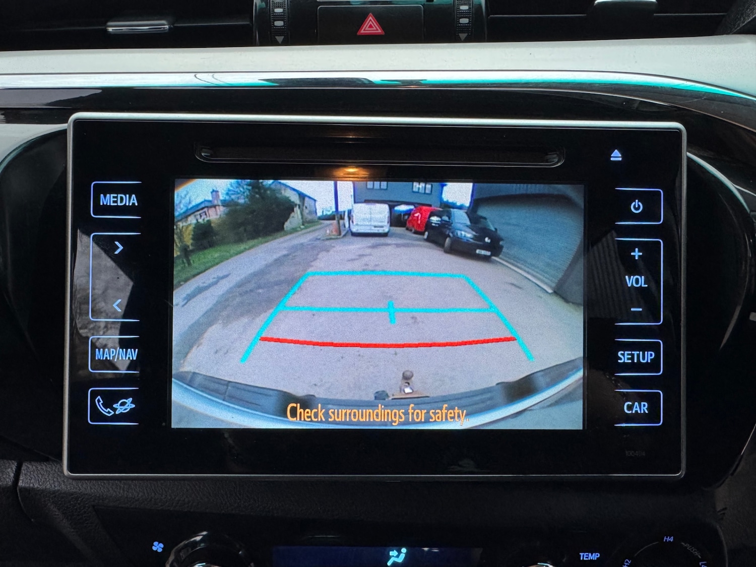 Used Toyota Hilux 2016 for sale - 77584675: Photo 24