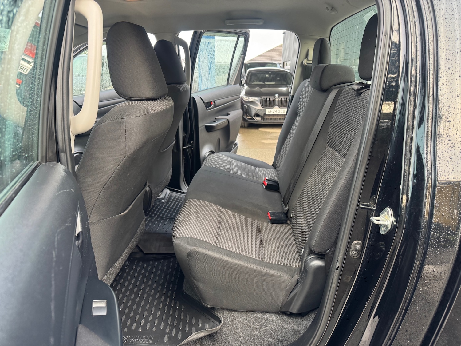 Used Toyota Hilux 2018 for sale - 77213790: Photo 13