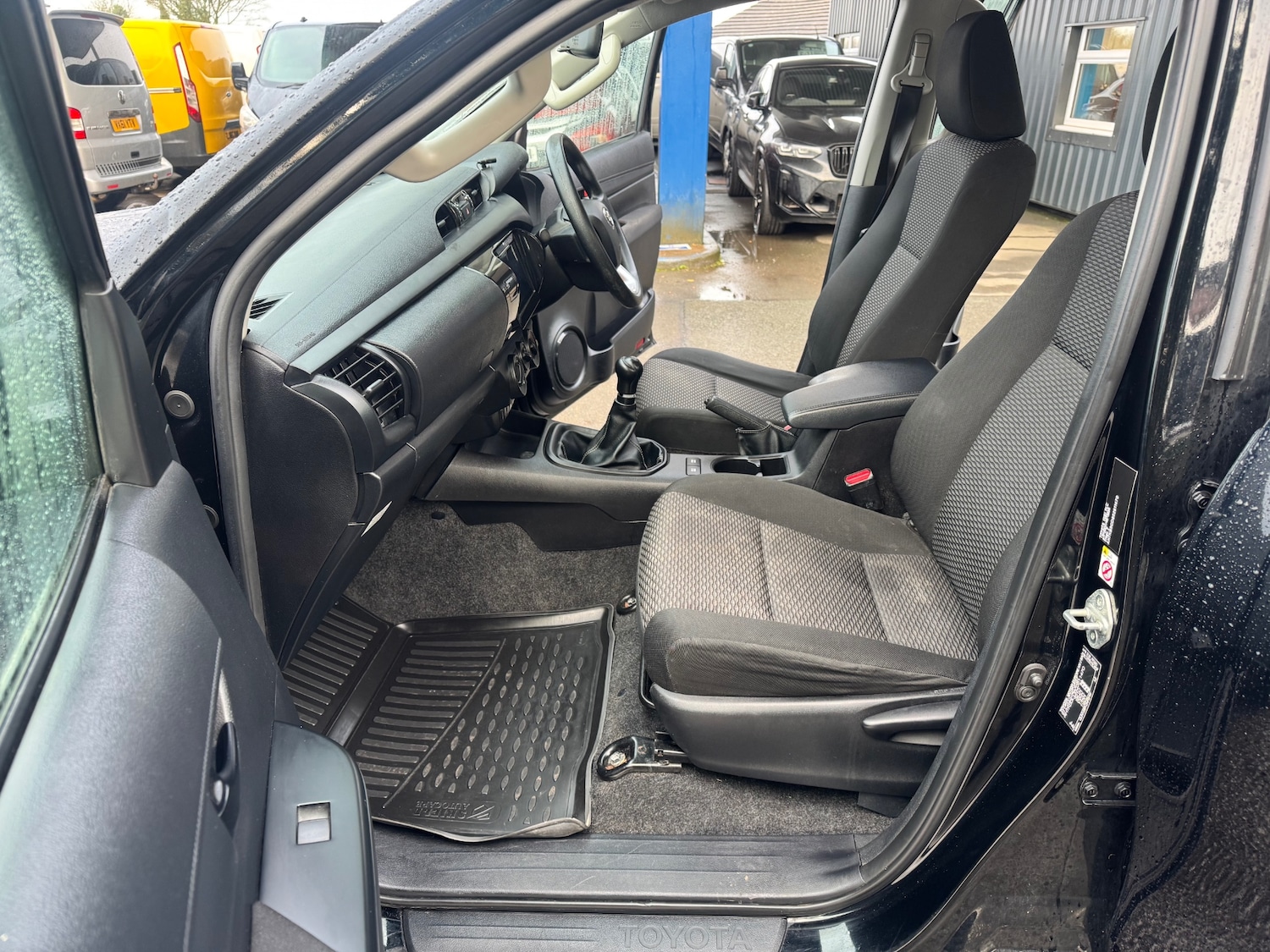 Used Toyota Hilux 2018 for sale - 77213790: Photo 15