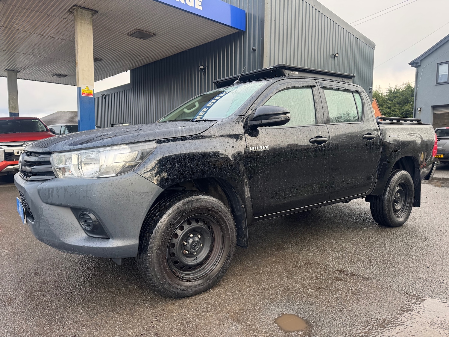 Used Toyota Hilux 2018 for sale - 77213790: Photo 2