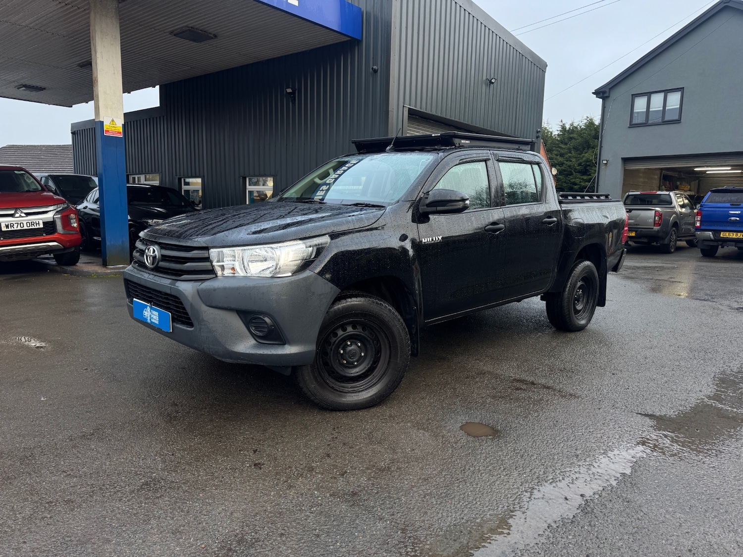 Used Toyota Hilux 2018 for sale - 77213790: Photo 29