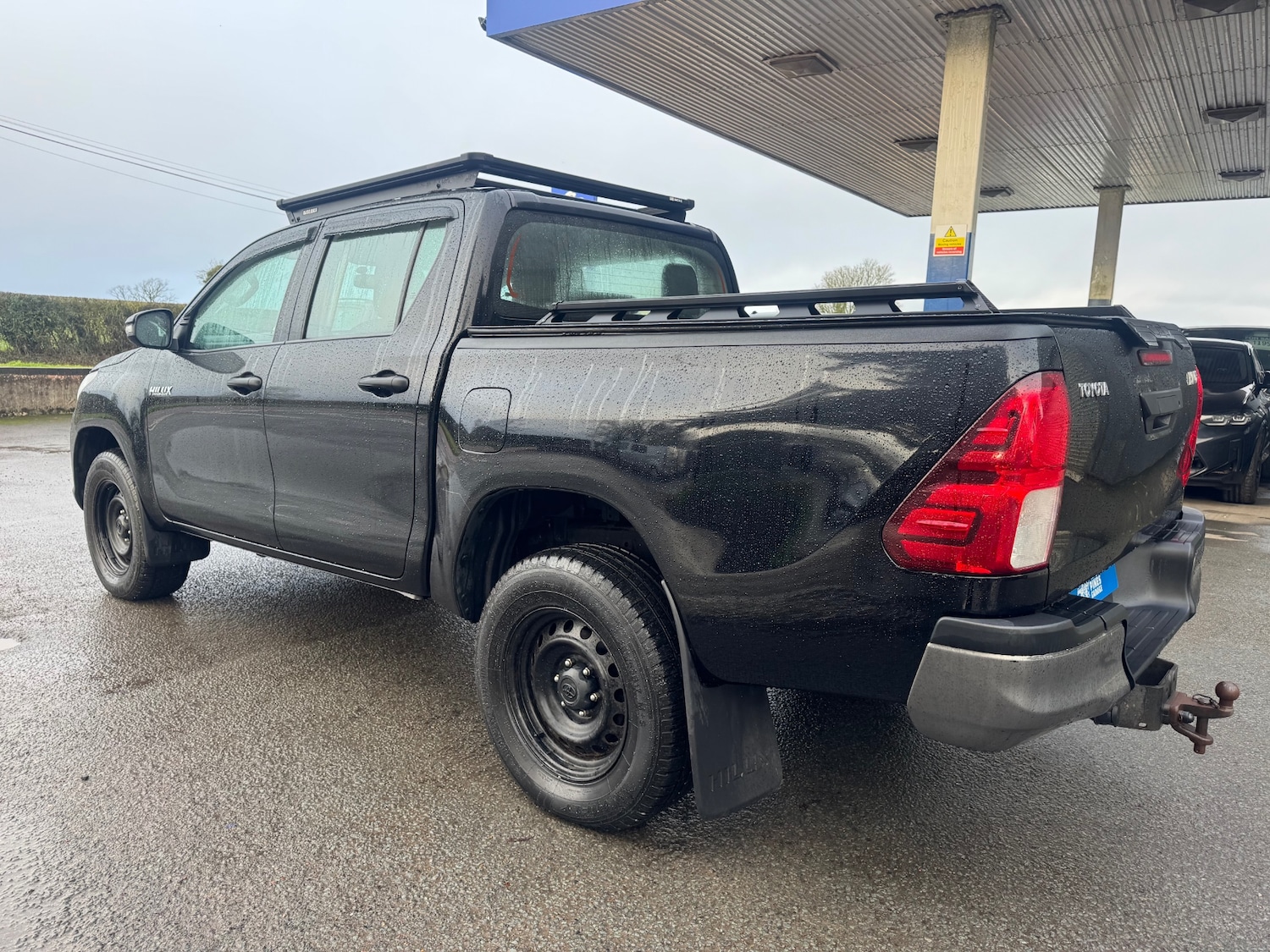 Used Toyota Hilux 2018 for sale - 77213790: Photo 8
