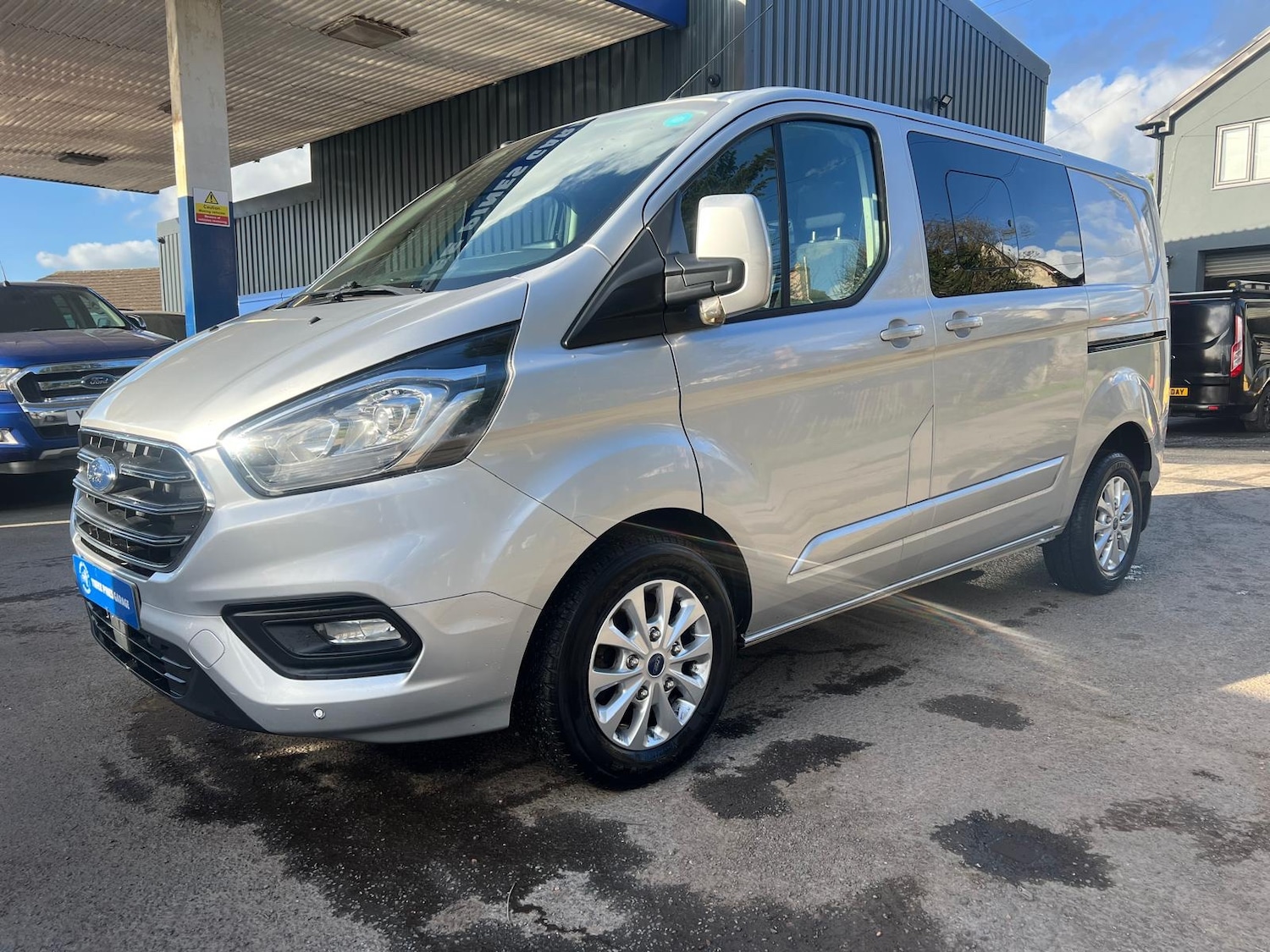 Used Ford Transit Custom 2019 for sale - 77837237: Photo 2