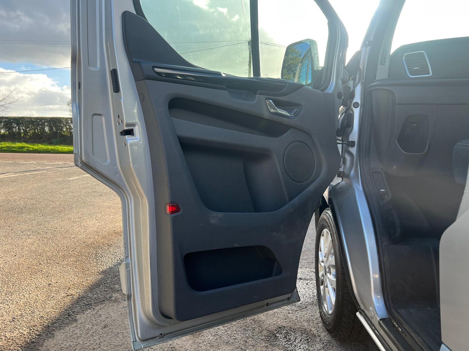 Used Ford Transit Custom 2019 for sale - 77837237: Photo 9