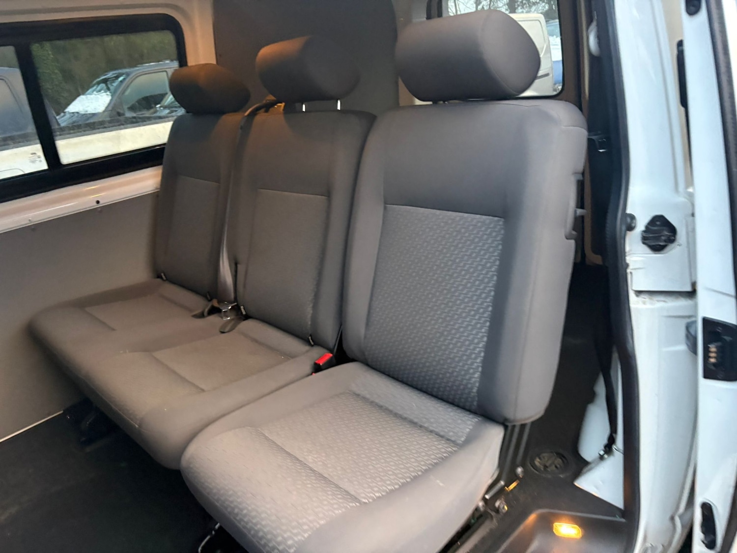 Used Volkswagen Transporter 2015 for sale - 77502924: Photo 12