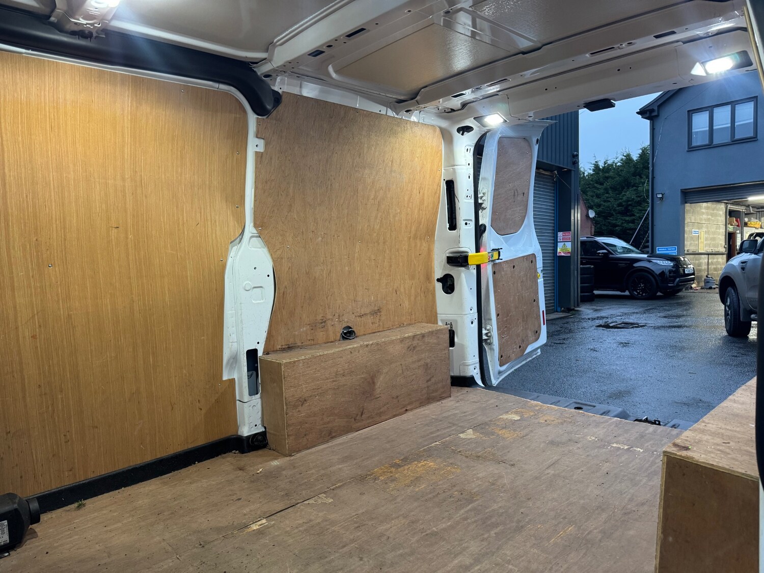 Used Ford Transit Custom 2019 for sale - 76822027: Photo 10