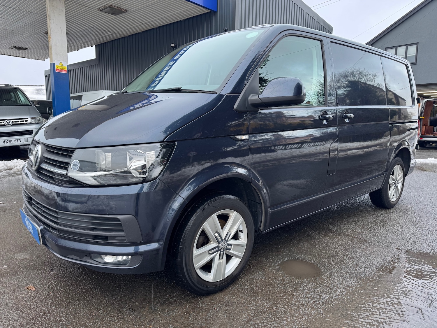 Used Volkswagen Transporter 2019 for sale - 77129726: Photo 2