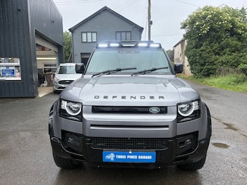 Used Land Rover Defender 2021 for sale - 78852334: Photo