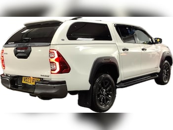 Used Toyota Hilux 2023 for sale - 77285784: Photo