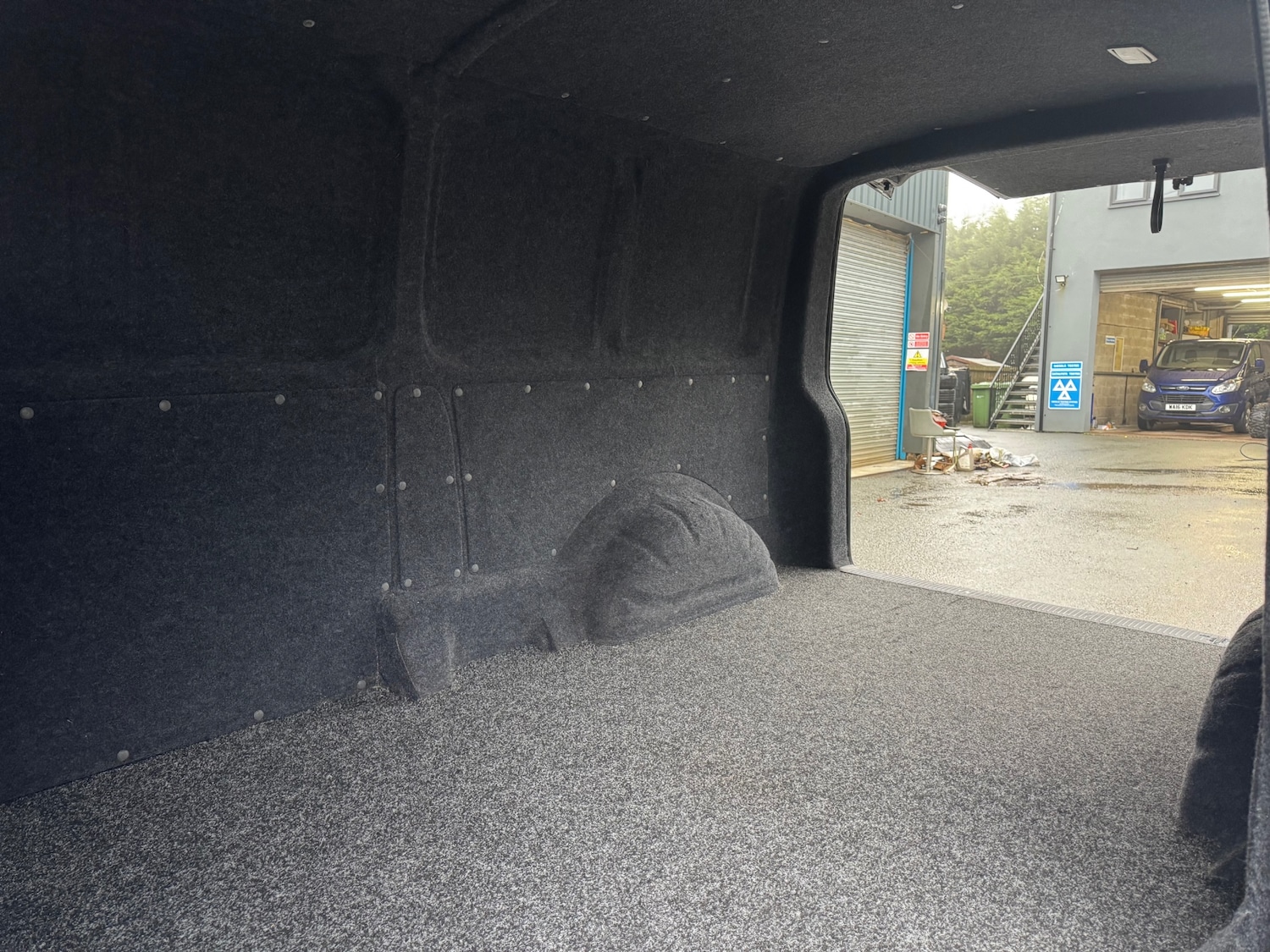 Used Volkswagen Transporter 2016 for sale - 77357050: Photo 13