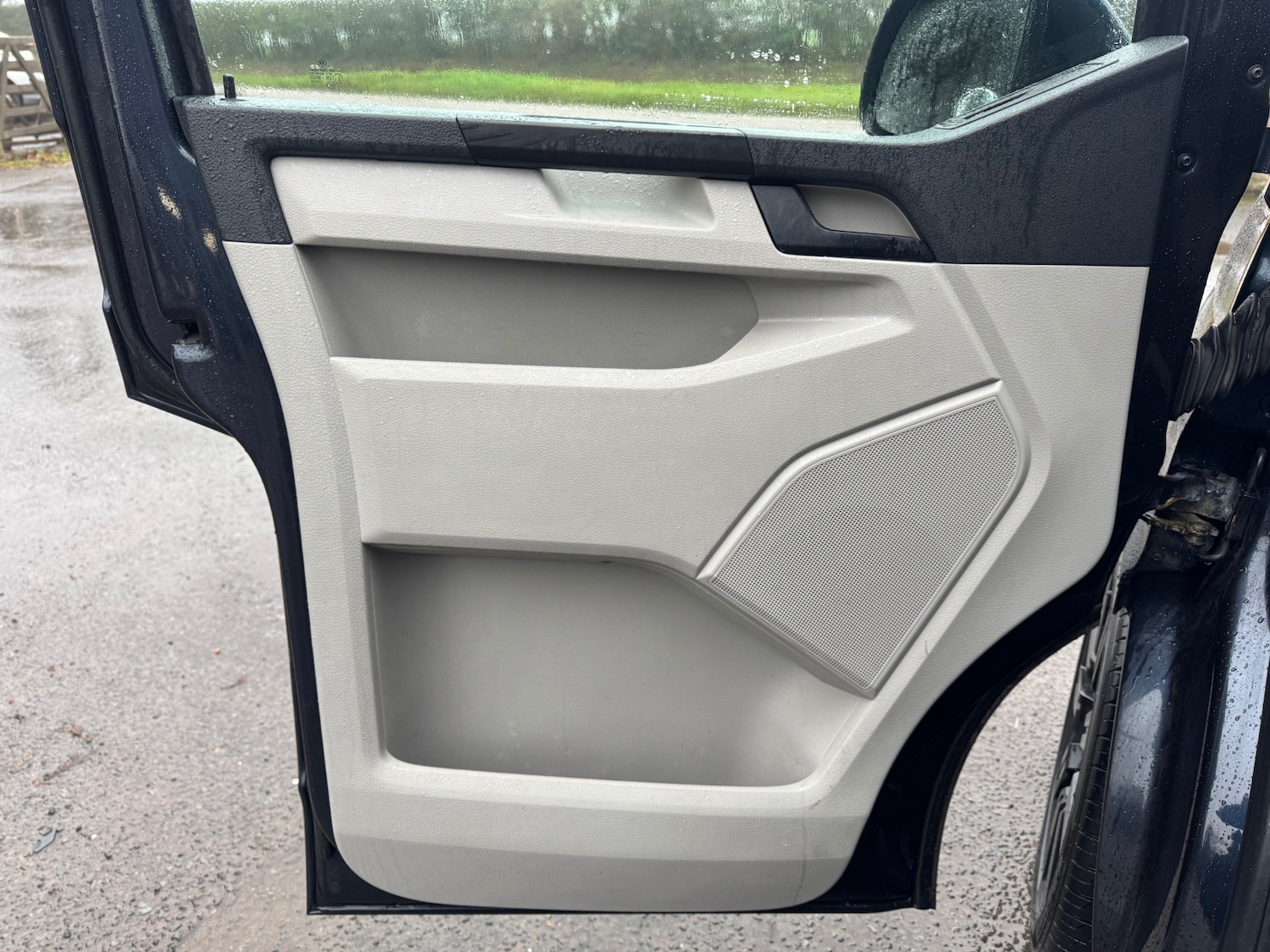 Used Volkswagen Transporter 2016 for sale - 77357050: Photo 16