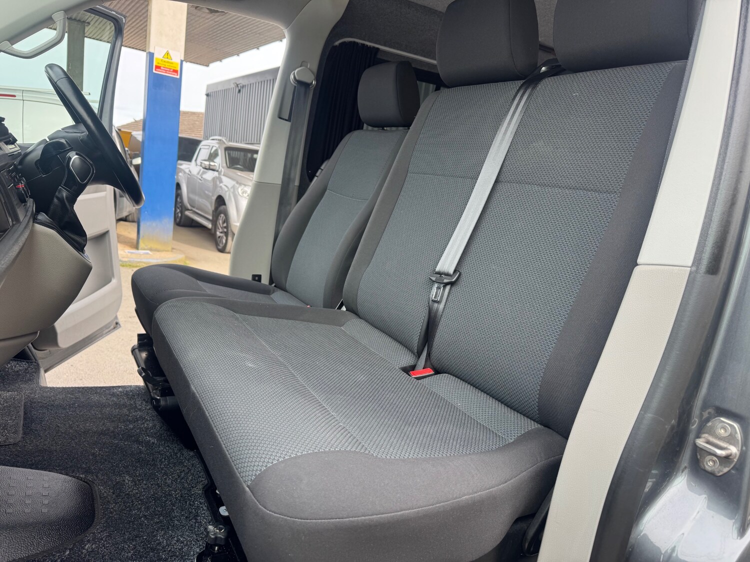 Used Volkswagen Transporter 2018 for sale - 78183233: Photo 14