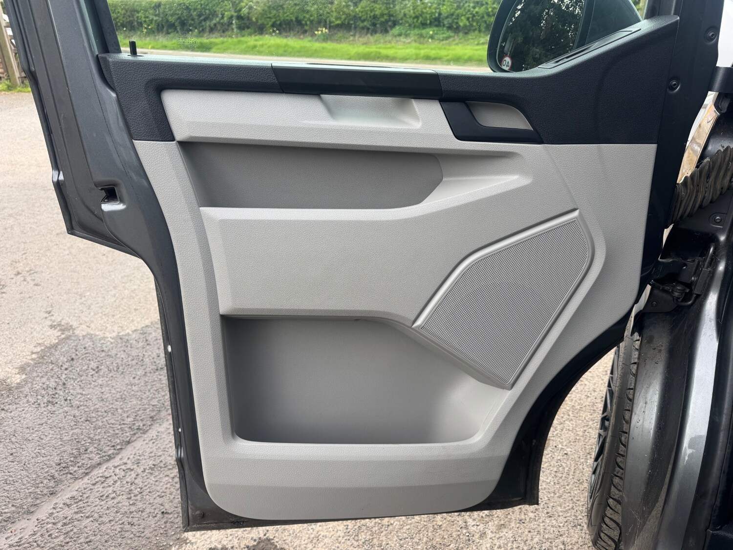 Used Volkswagen Transporter 2018 for sale - 78183233: Photo 15