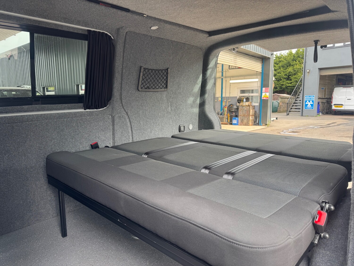 Used Volkswagen Transporter 2018 for sale - 78183233: Photo 17