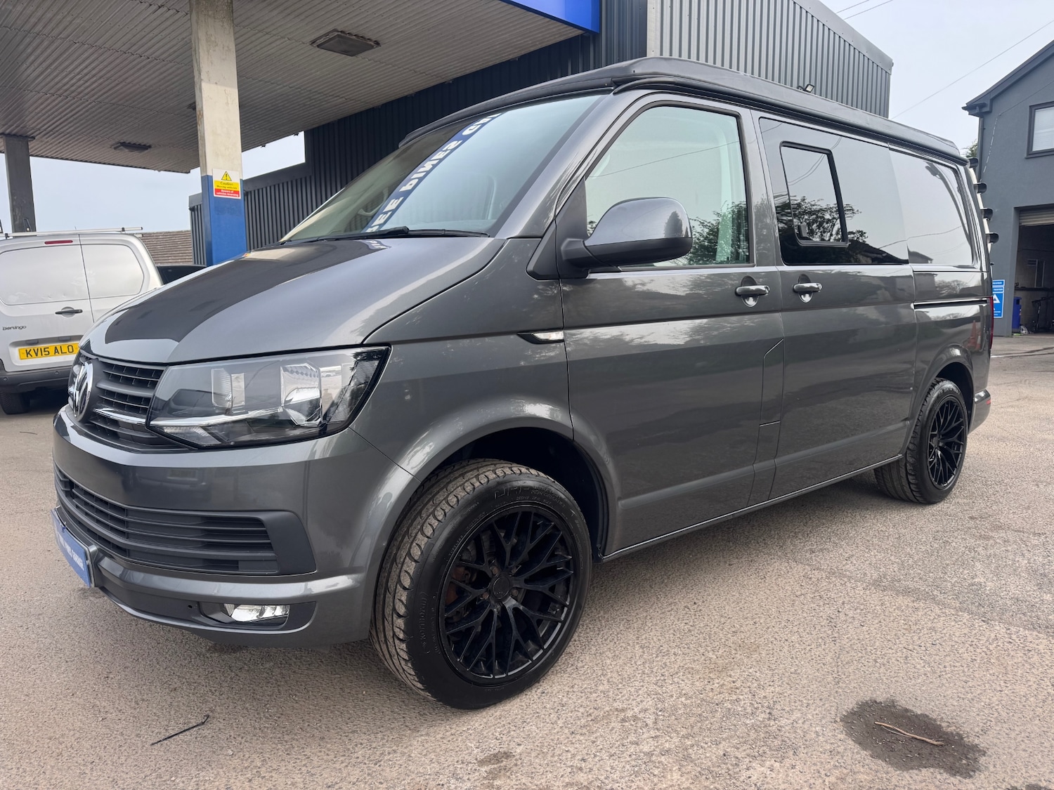 Used Volkswagen Transporter 2018 for sale - 78183233: Photo 2