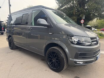 Used Volkswagen Transporter 2018 for sale - 78183233: Photo