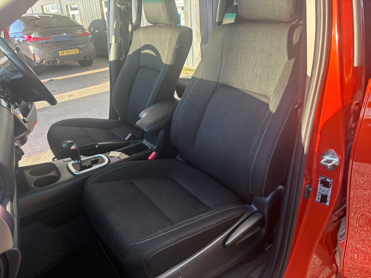 Used Toyota Hilux 2022 for sale - 77285782: Photo 11