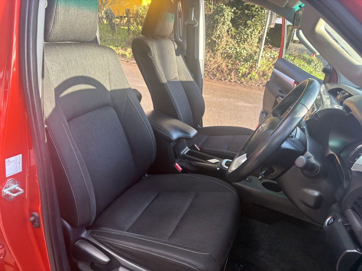 Used Toyota Hilux 2022 for sale - 77285782: Photo 12