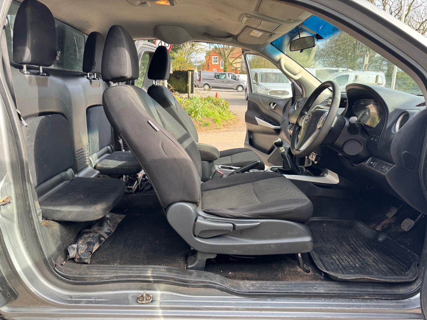 Used Nissan Navara 2016 for sale - 77562638: Photo 13