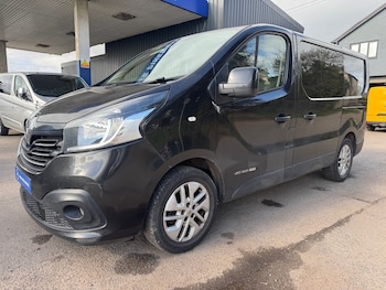 Used Renault Trafic 2015 for sale - 77985143: Photo