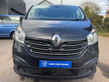 Used Renault Trafic 2015 for sale - 77985143: Photo