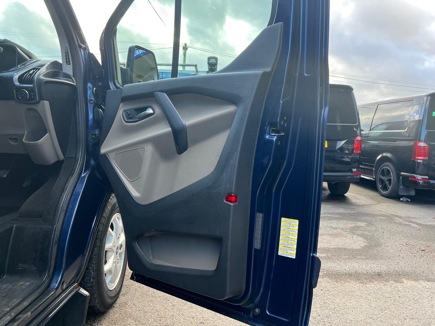 Used Ford Transit Custom 2013 for sale - 76951459: Photo 15