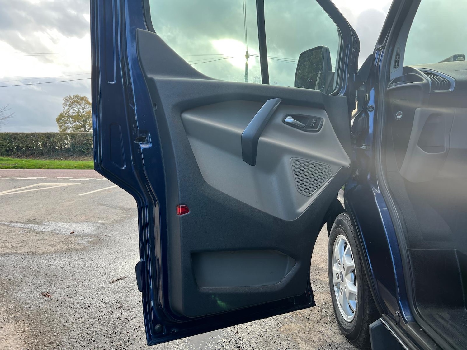 Used Ford Transit Custom 2013 for sale - 76951459: Photo 9