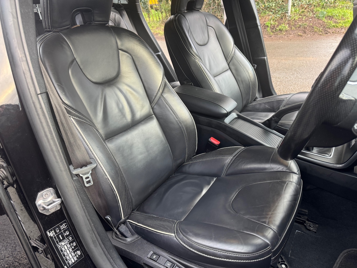 Used Volvo V40 2019 for sale - 77435895: Photo 10