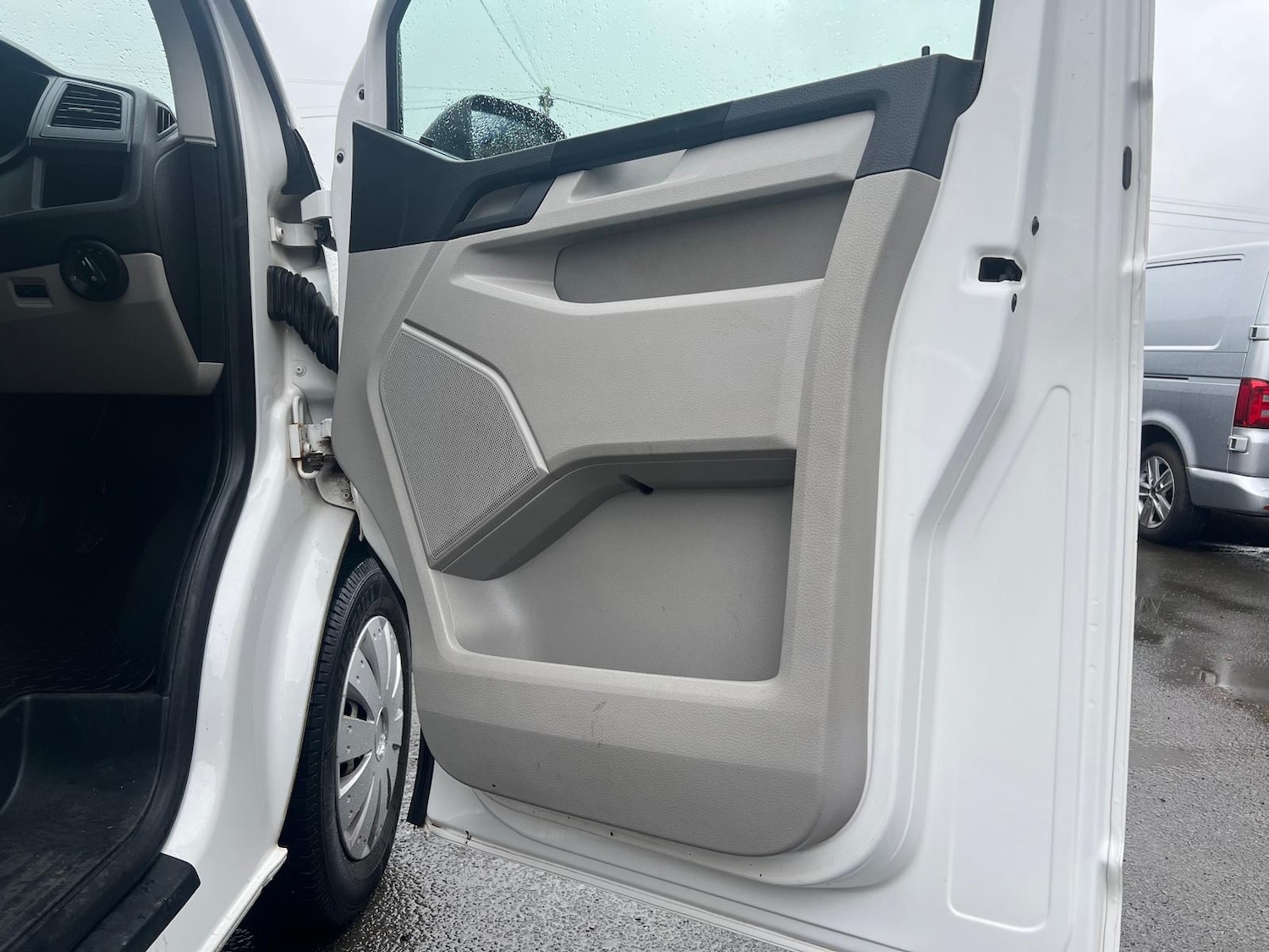 Used Volkswagen Transporter 2016 for sale - 75919627: Photo 14