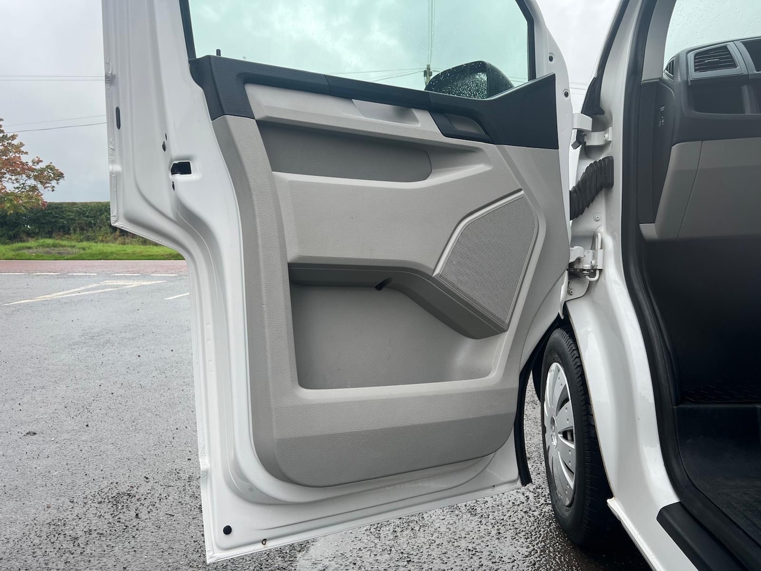 Used Volkswagen Transporter 2016 for sale - 75919627: Photo 9