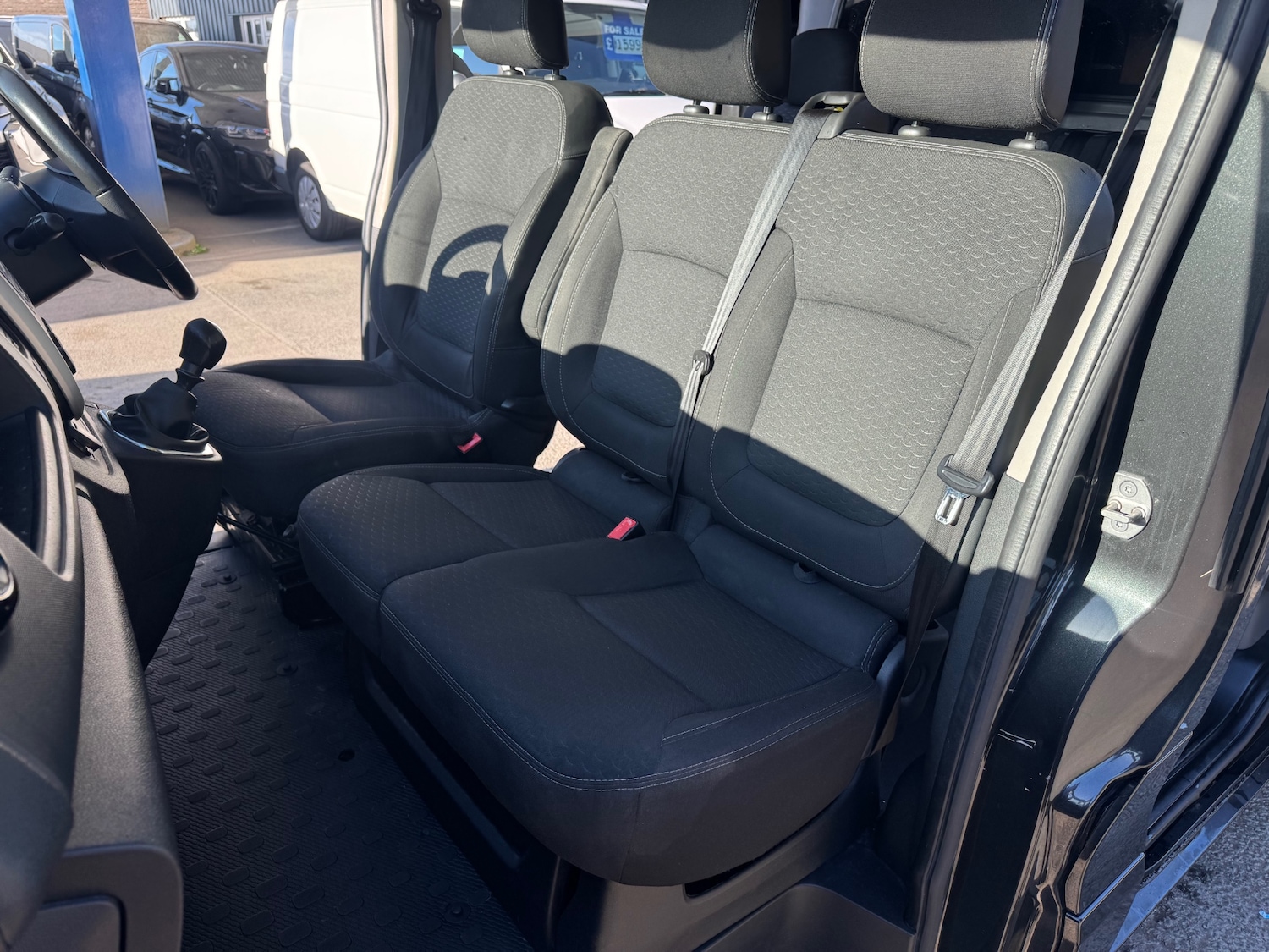 Used Vauxhall Vivaro 2015 for sale - 75988203: Photo 12