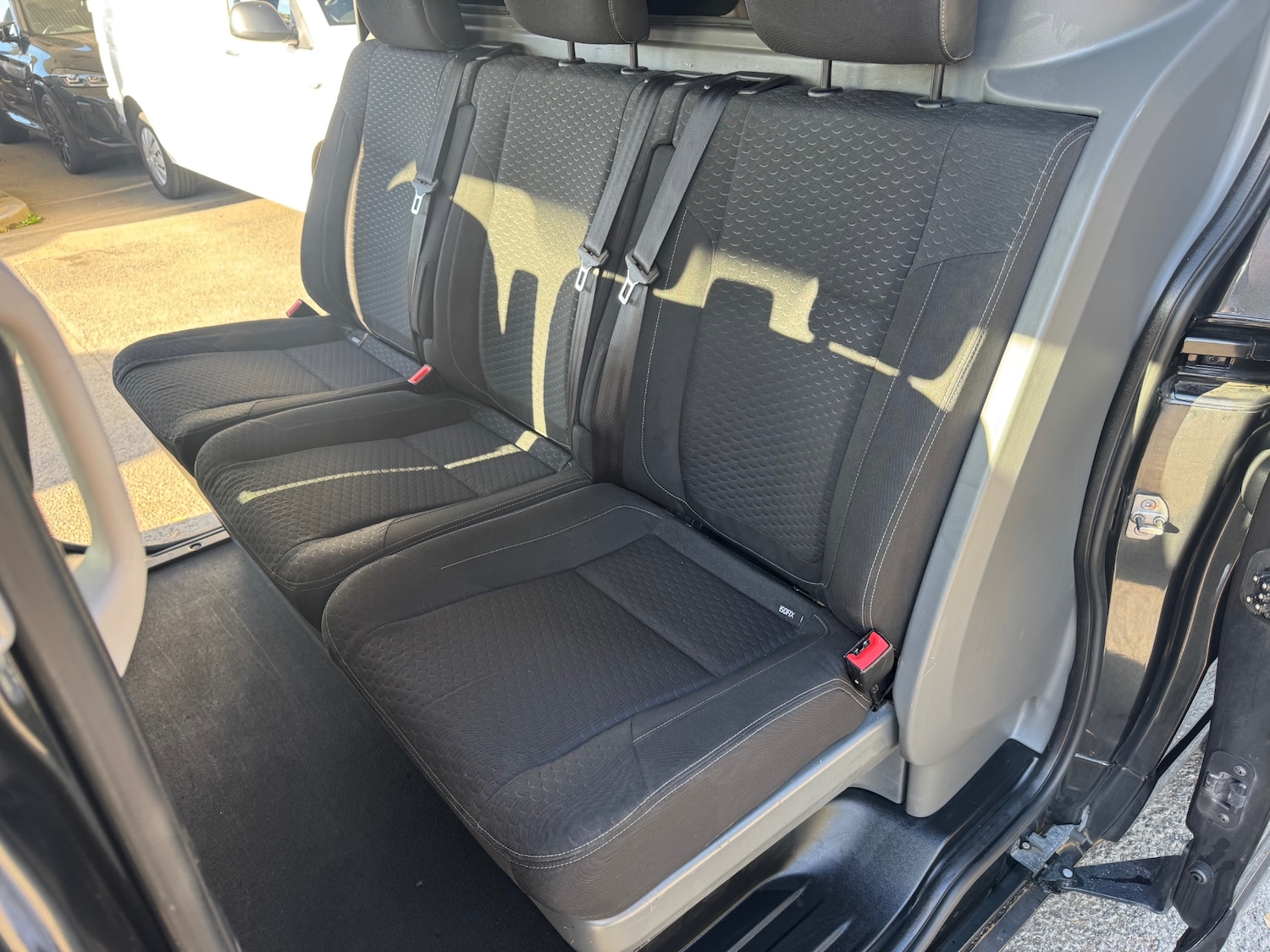 Used Vauxhall Vivaro 2015 for sale - 75988203: Photo 13