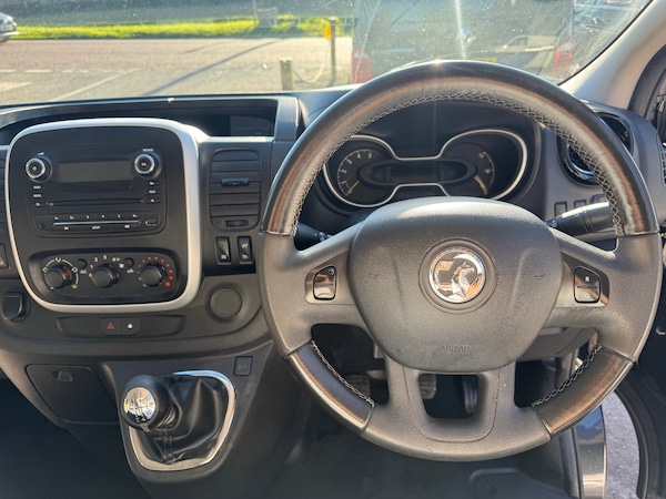 Used Vauxhall Vivaro 2015 for sale - 75988203: Photo 19
