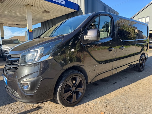 Used Vauxhall Vivaro 2015 for sale - 75988203: Photo 2