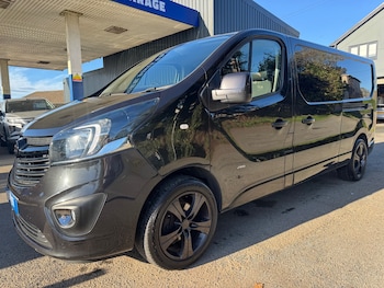 Used Vauxhall Vivaro 2015 for sale - 75988203: Photo 2