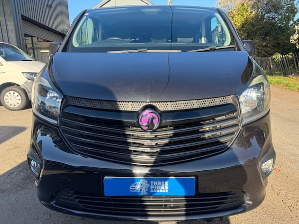 Used Vauxhall Vivaro 2015 for sale - 75988203: Photo 3