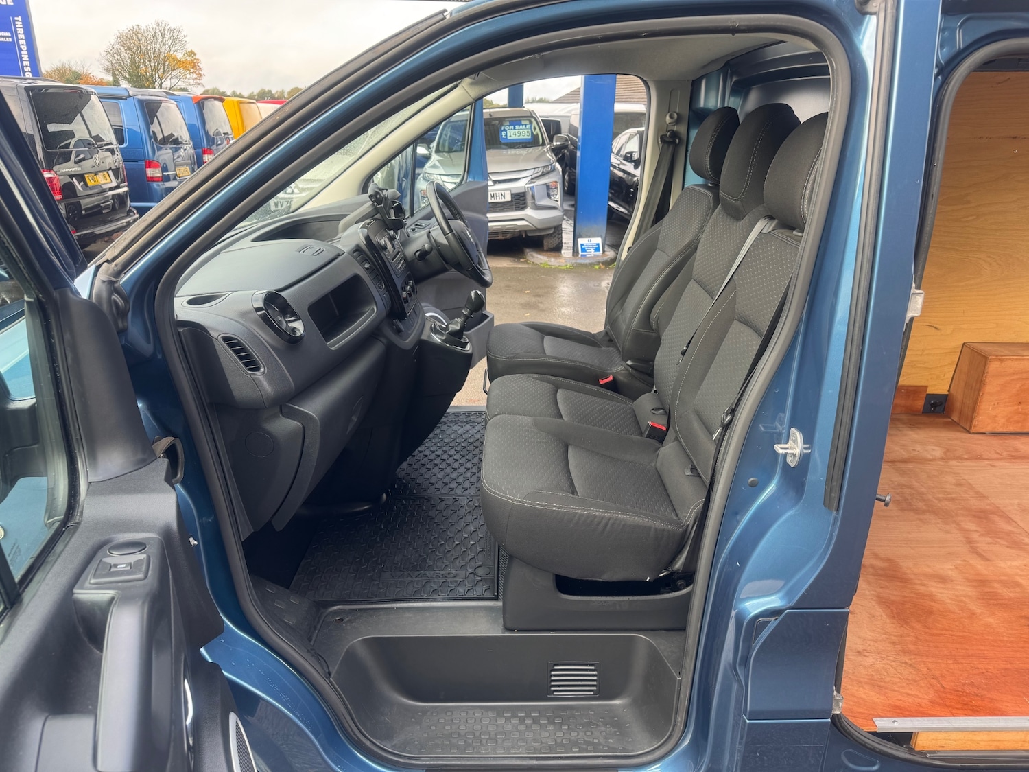 Used Vauxhall Vivaro 2017 for sale - 76231053: Photo 10