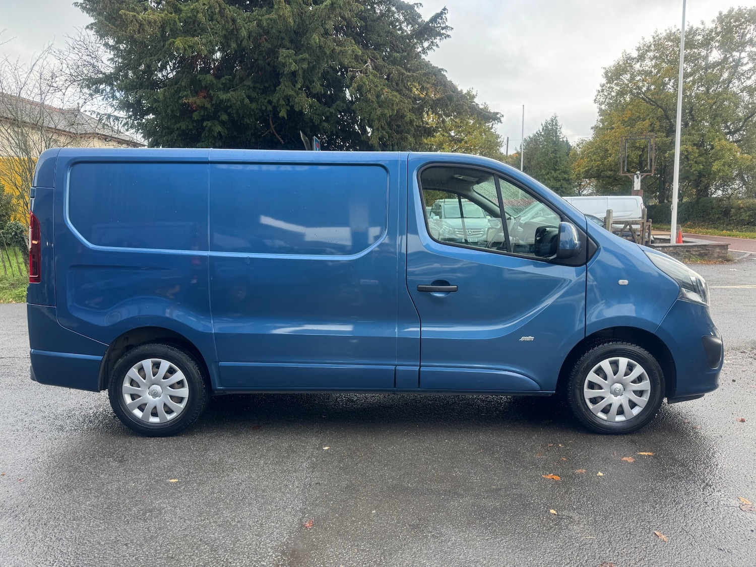 Used Vauxhall Vivaro 2017 for sale - 76231053: Photo 5