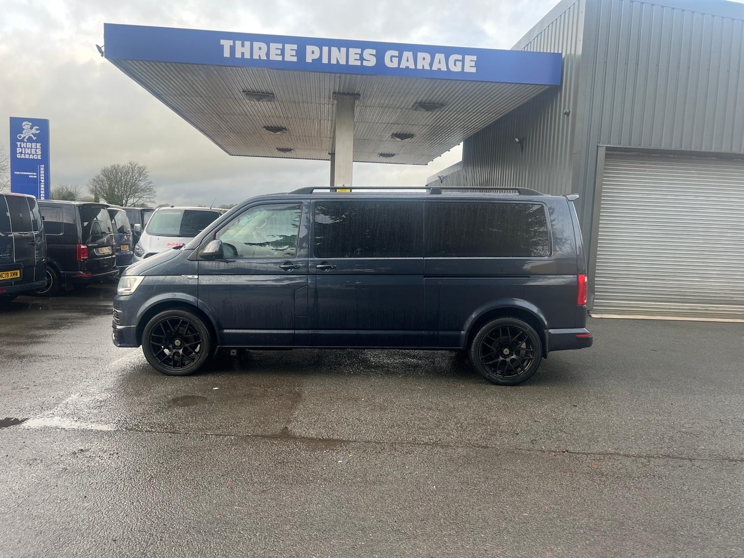 Used Volkswagen Transporter Shuttle 2016 for sale - 76845973: Photo 1