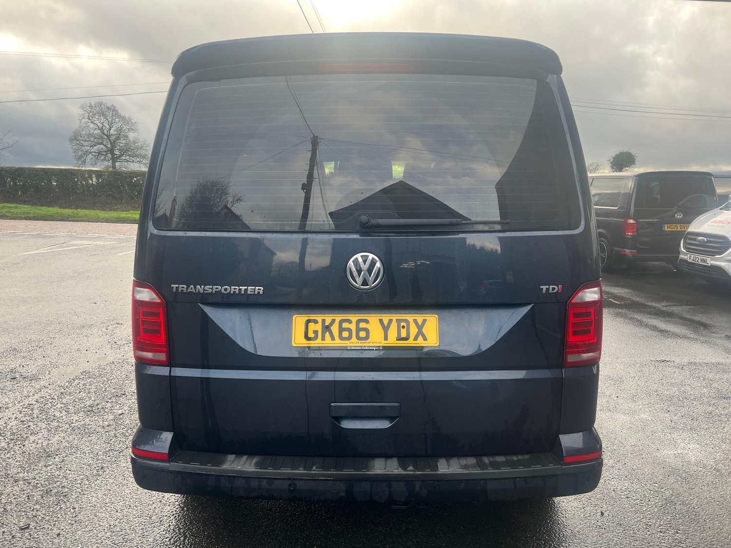 Used Volkswagen Transporter Shuttle 2016 for sale - 76845973: Photo 3