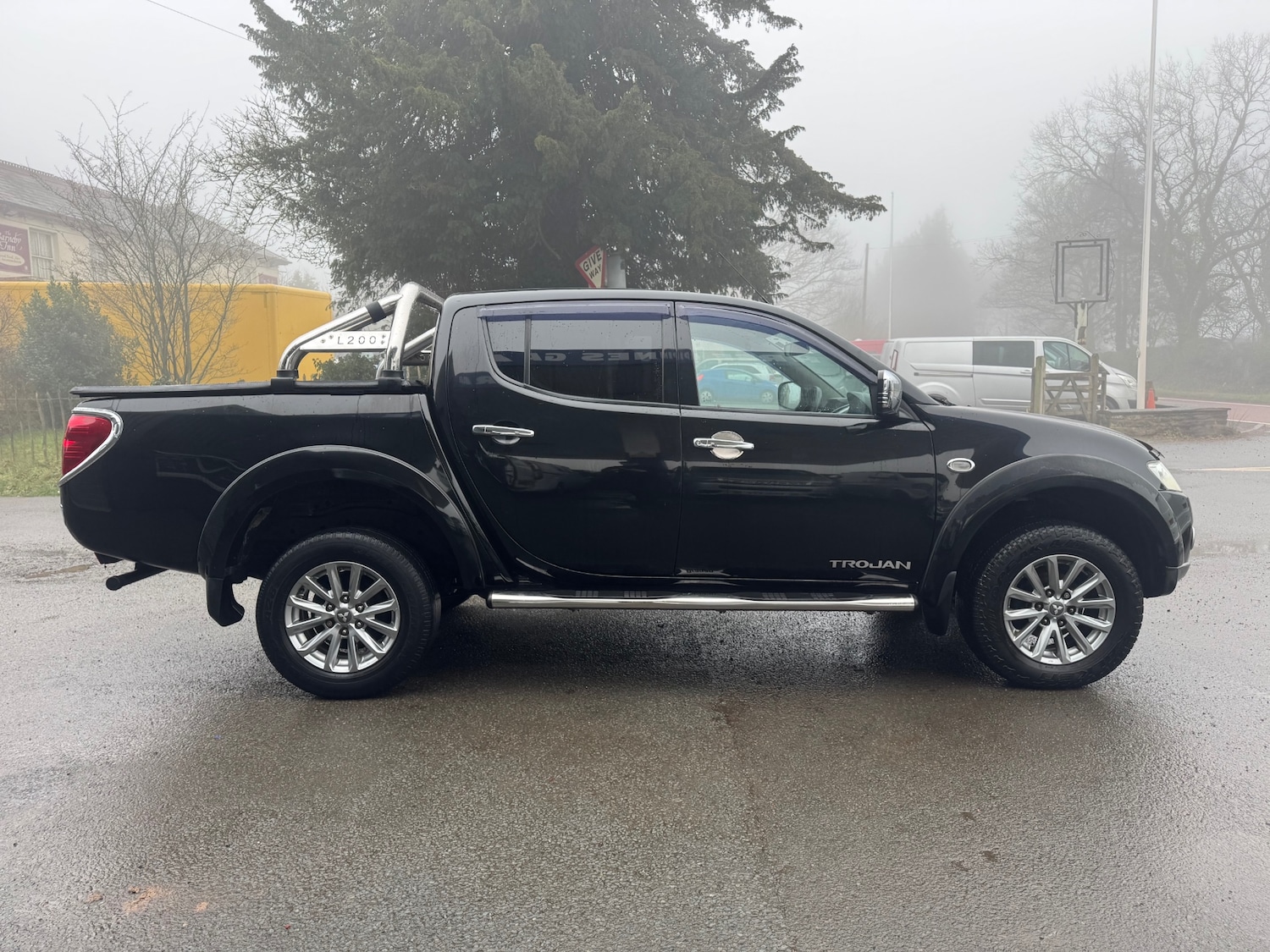 Used Mitsubishi L200 2010 for sale - 77129781: Photo 5