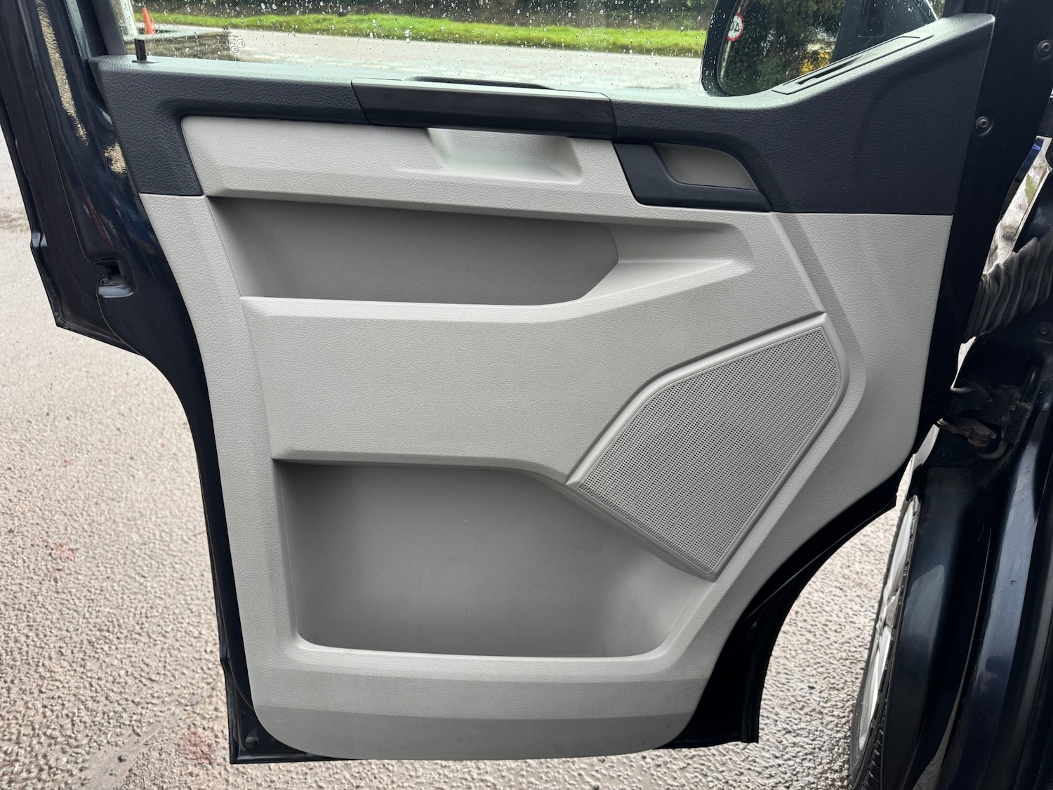 Used Volkswagen Transporter 2018 for sale - 76821999: Photo 13