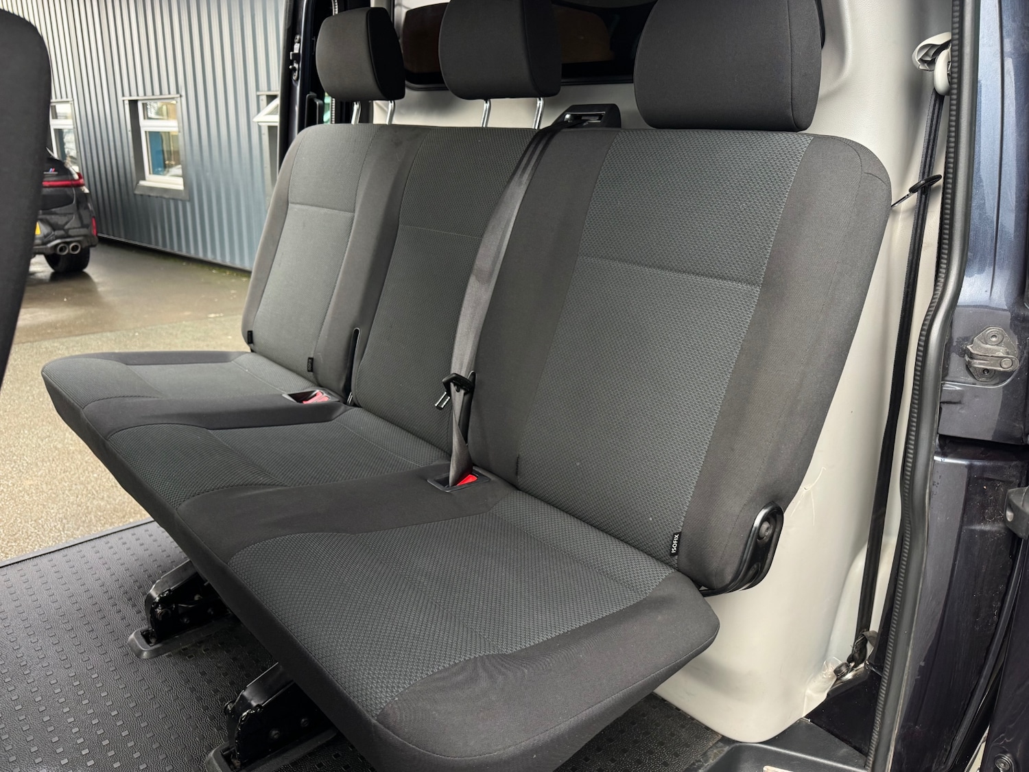 Used Volkswagen Transporter 2018 for sale - 76821999: Photo 15