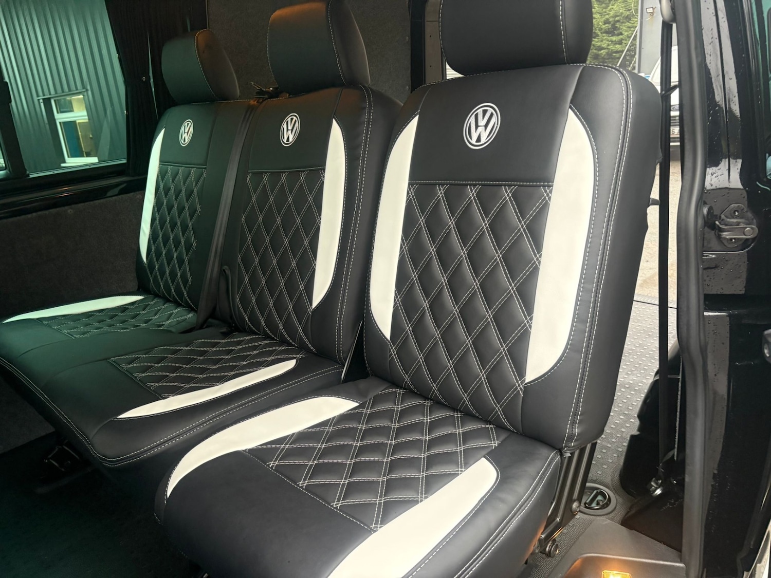 Used Volkswagen Transporter 2010 for sale - 77002296: Photo 13