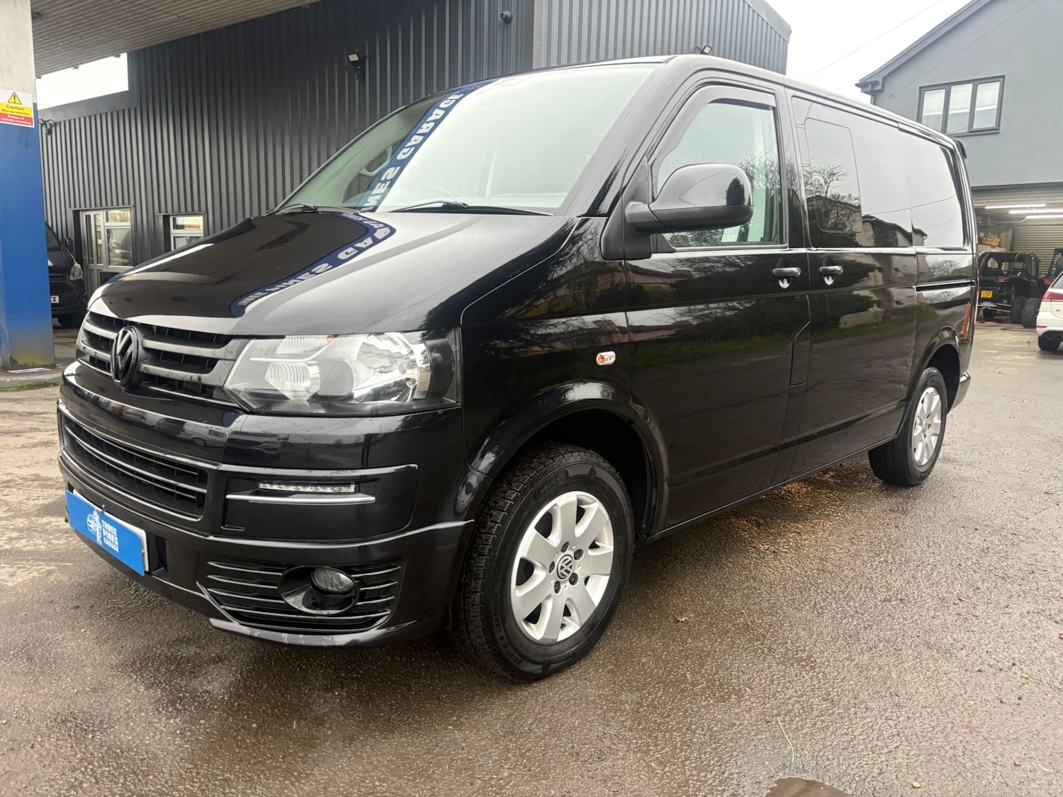 Used Volkswagen Transporter 2010 for sale - 77002296: Photo 2