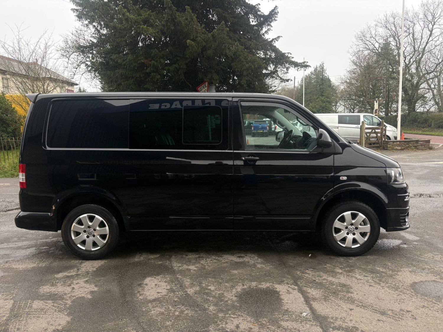 Used Volkswagen Transporter 2010 for sale - 77002296: Photo 5